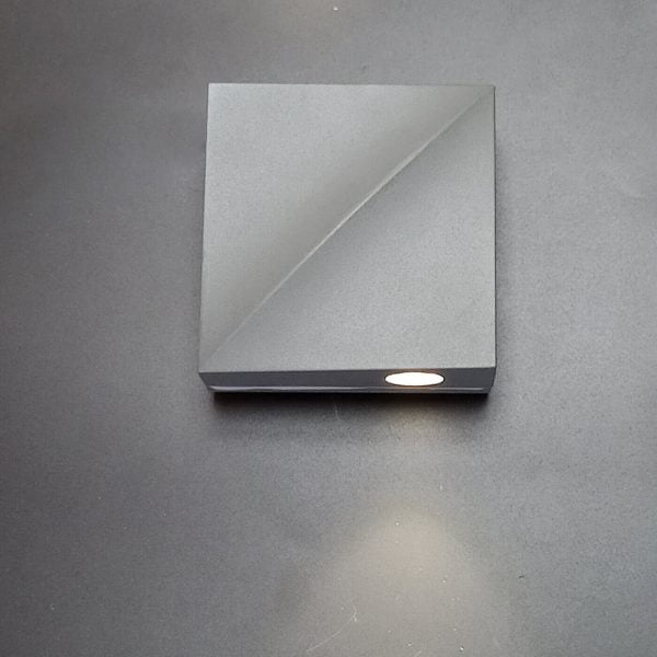 Aplique de pared Exterior Integral 667 2W