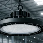 Lámparas colgantes industriales UFO: iluminación potente y eficiente para naves y talleres